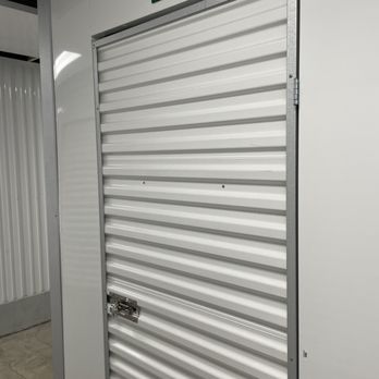 Bel-Red Self Storage - Cleaning the storage unit - Self Storage Near Me - Bellevue, Washington