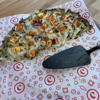 Curry Pizza House - Palak paneer pizza (10") - Pizza Near Me - Dover, Delaware Curry Pizza House - Palak paneer pizza (10") - Pizza Near Me - Dover, Delaware