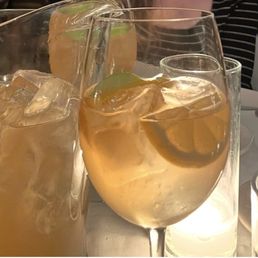 White wine sangria, tasty and refreshing!