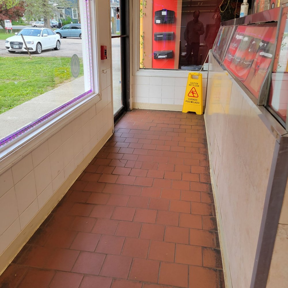 International Zone - Inside - Italian Near Me - Kingston, Rhode Island