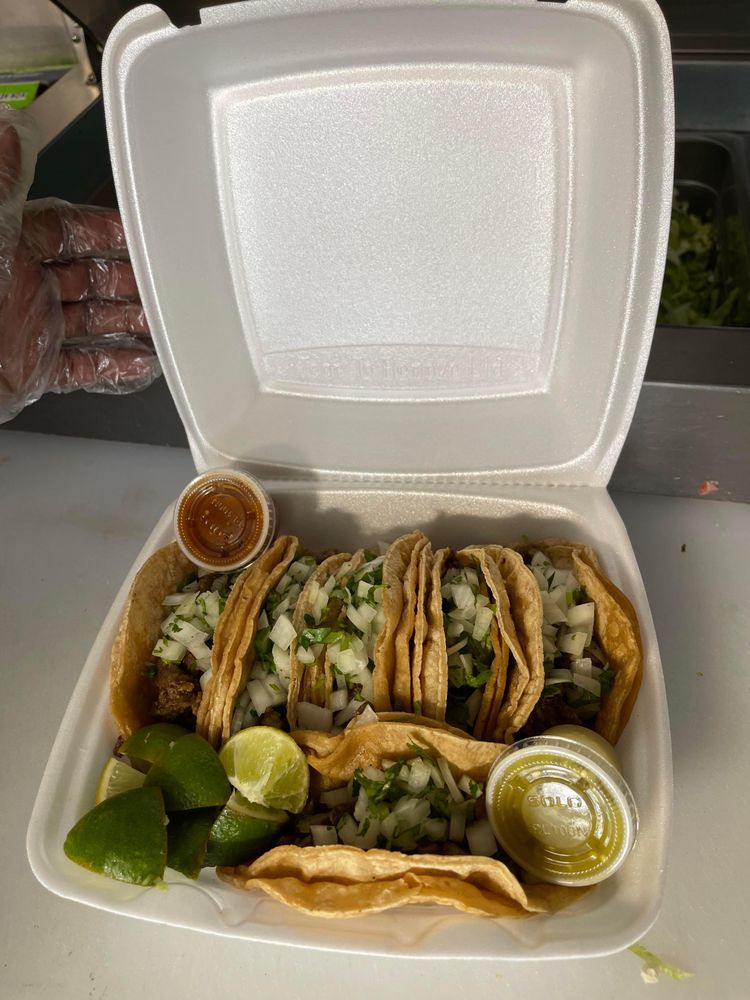 Antojitos Mexicanos El Viejon