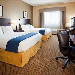 Holiday Inn Express & Suites Mankato East
