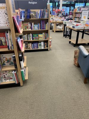 Barnes & Noble by null