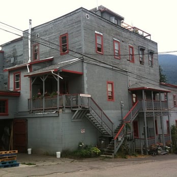 Nelson Brewing Company - Don't Judge a Beer by its Brewery Facade! - Beer, Wine & Spirits Near Me - Nelson, British Columbia