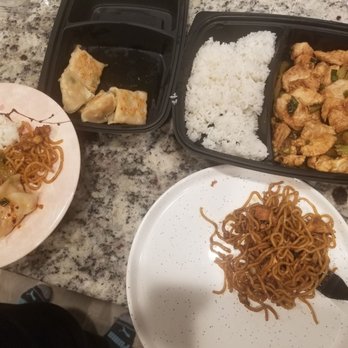 P.F. Chang's - White rice with steamed kung pao chicken Shrimp fried dumplings Lol Mein noodles - Chinese Near Me - Rancho Cucamonga, California P.F. Chang's - White rice with steamed kung pao chicken Shrimp fried dumplings Lol Mein noodles - Chinese Near Me - Rancho Cucamonga, California