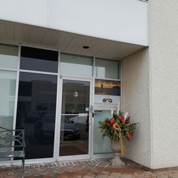 Maui Jim - Repair outlet of Maui Jim located in my hometown, Mississauga!