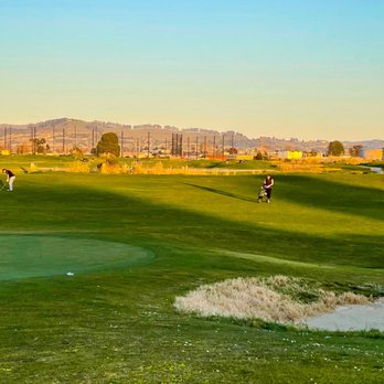 METROPOLITAN GOLF LINKS - Updated January 2026 - 148 Photos & 166