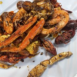 Drunken Crab Restaurant - Awesome Crawfish Boil and Margaritas!