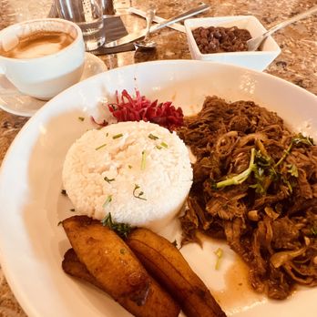 Baracoa Cuban Restaurant - Cuban Near Me - Palmdale, California