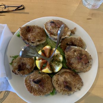 Brophy Bros - Garlic Baked Clams - Seafood Near Me - Santa Barbara, California