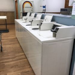 Portland Street Laundromat - 10 top load washers