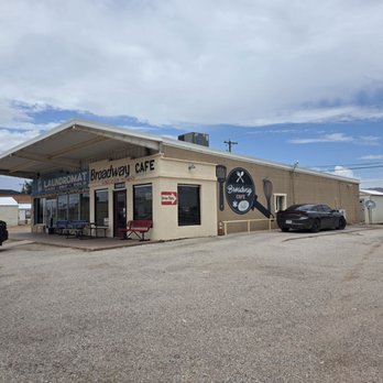 Broadway Cafe - Don't let this small Cafe fool you.  Real food, it's really good. - Seafood Near Me - Van Horn, Texas