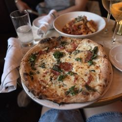 Cafe Amaro - Broccoli rabe pizza