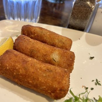 Islas Canarias Restaurant - Cuban Near Me - Miami, Florida