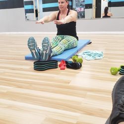 Fitfam NY - Intimate core and glute class