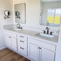 Quartz countertops and backsplash Quartz countertops and backsplash