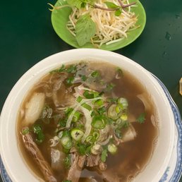 Rare Beef, Flank & Tripe Pho / Phở Tái Nam Sách Rare Beef, Flank & Tripe Pho / Phở Tái Nam Sách