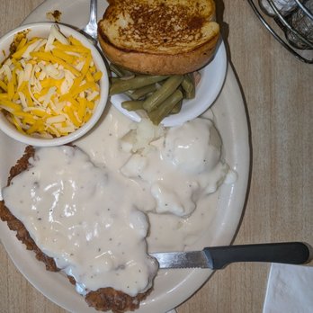 Cattleman's Cafe - CFS, chili, green beans, mashed potatoes and toast - Cafes Near Me - Blue Ridge, Texas Cattleman's Cafe - CFS, chili, green beans, mashed potatoes and toast - Cafes Near Me - Blue Ridge, Texas