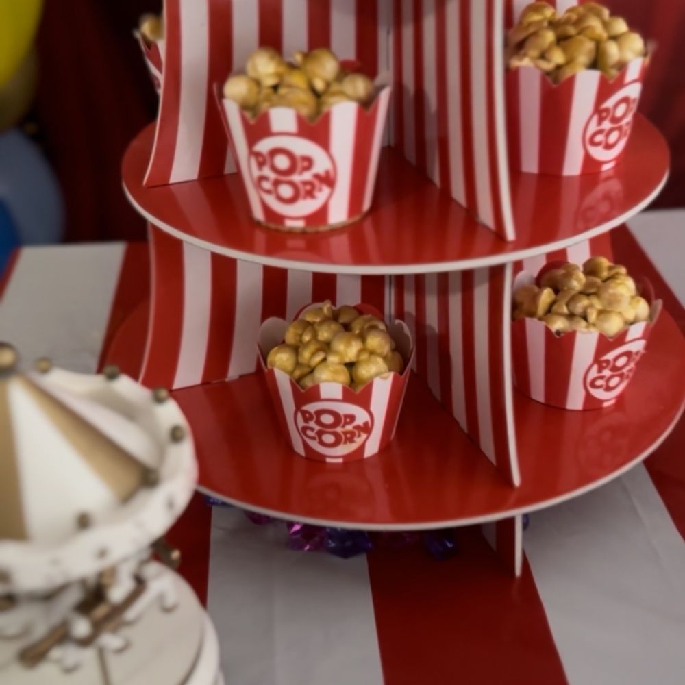 Little Ms. Hula’s Bakery - Popcorn Cupcakes - caramel cake with salted caramel filling and caramel buttercream SOOOOOO GOOD! - Desserts Near Me Little Ms. Hula’s Bakery - Popcorn Cupcakes - caramel cake with salted caramel filling and caramel buttercream SOOOOOO GOOD! - Desserts Near Me