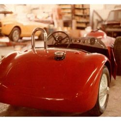 Holman's Body & Fender Shop