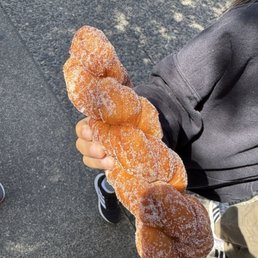 Twist Donut