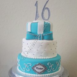 Dolcissimo Cakes - Sweet sixteen cake