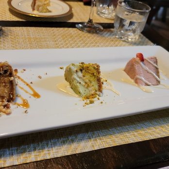 Bar Harbor Cheesecake - Cheesecake flight $5 - Desserts Near Me - St Augustine, Florida