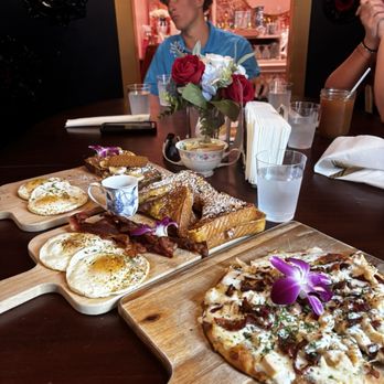 The Modern Rose - Breakfast & Brunch Near Me - St. Augustine, Florida