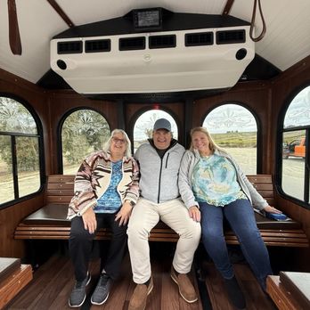Temecula Wine Trolley Wine Tours - Trolley tour - Wine Tours Near Me - Temecula, California