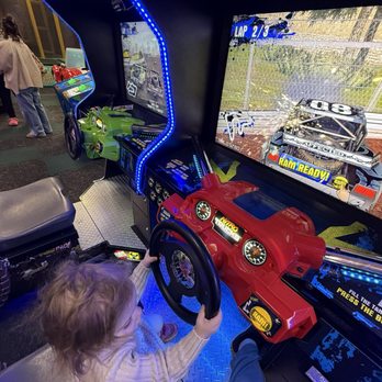 Chuck E. Cheese - Pizza Near Me - Sterling Heights, Michigan