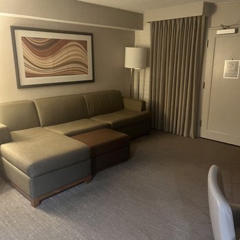 Embassy Suites by Hilton El Paso - Hotels Near Me - El Paso, Texas Embassy Suites by Hilton El Paso - Hotels Near Me - El Paso, Texas