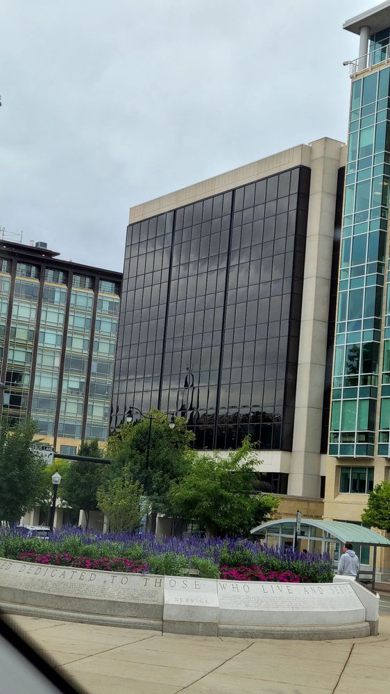 DeWitt LLP - divorce attorney in Madison, WI