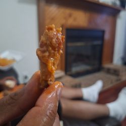 Wings Station - ORDERED XLARGE WINGS AND THIS IS WHAT THEY GAVE ME!!! DO NOT HERE!