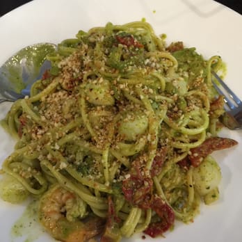 Fish Restaurant + Bar - Seafood linguini - New American Near Me - Stamford, Connecticut