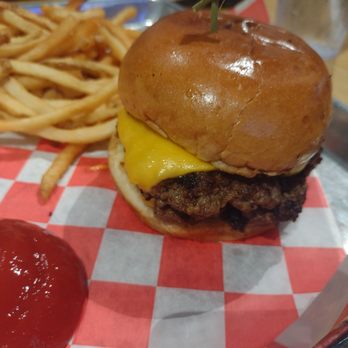 Buffalo Wild Wings - All-American burger - cheese only - American Near Me - Medina, Ohio Buffalo Wild Wings - All-American burger - cheese only - American Near Me - Medina, Ohio
