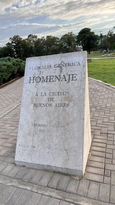 Floralis Generica by null