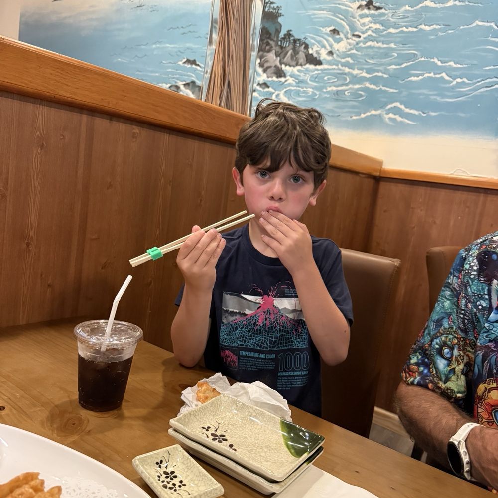 Itzmi Japanese Restaurant - Japanese Near Me - Newburgh, New York