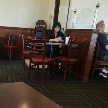 No 1 Buffet - Staff on their phone while on the clock! - Buffets Near Me - Sacramento, California
