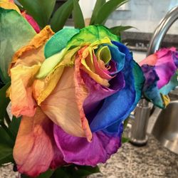 1-800-Flowers - Received Thursday - By Monday looks like this