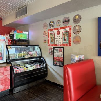 Aioli Gourmet Burgers - 32nd & Shea - Burgers Near Me - Phoenix, Arizona