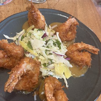 Tommy Bahama - Seafood Near Me - Kihei, Hawaii