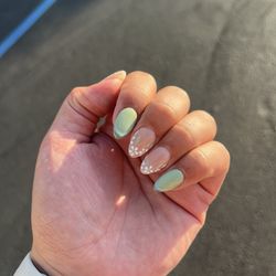 T Care Nails & Spa - Acrylic full set