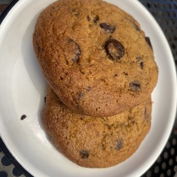 Side Street Kitchen - Chocolate chip cookie - Sandwiches Near Me - Point Reyes Station, California Side Street Kitchen - Chocolate chip cookie - Sandwiches Near Me - Point Reyes Station, California