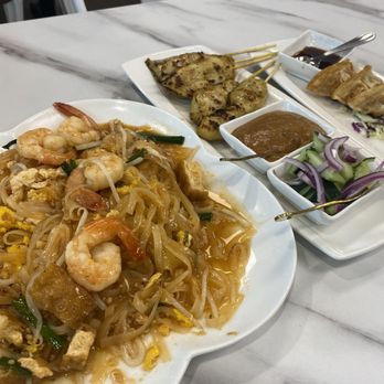 Million Thai Restaurant - Thai Near Me - Fairfield, California