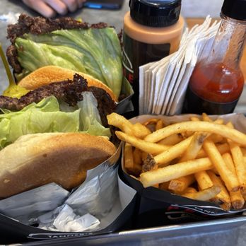 Tanner’s Prime Burgers - Burgers Near Me - Oceanside, California Tanner’s Prime Burgers - Burgers Near Me - Oceanside, California