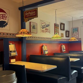 Wilson's Ice Cream Parlor - Inside of diner - Ice Cream & Frozen Yogurt Near Me - Ephraim, Wisconsin Wilson's Ice Cream Parlor - Inside of diner - Ice Cream & Frozen Yogurt Near Me - Ephraim, Wisconsin