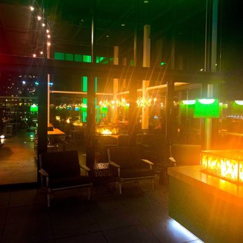360 Rooftop Bar - Outside - Lounges Near Me - St. Louis, Missouri 360 Rooftop Bar - Outside - Lounges Near Me - St. Louis, Missouri