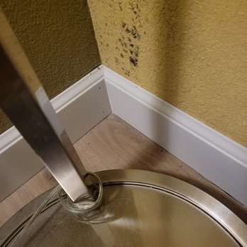 Rodeway Inn - Mold? - Hotels Near Me - South Hutchinson, Kansas Rodeway Inn - Mold? - Hotels Near Me - South Hutchinson, Kansas