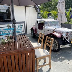 Marino's Cafe - New outdoor patio area