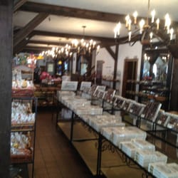Colonial Candies